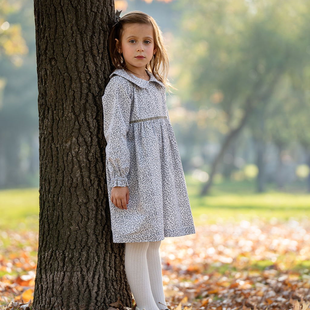 Vestido florcitas grises