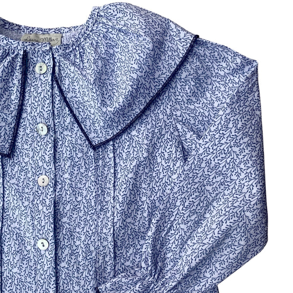 Blusa florcitas azules